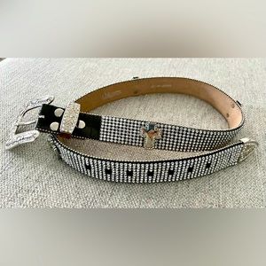Women’s Nocona rhinestone belt